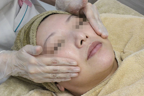 オイルマッサージ